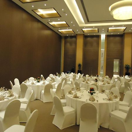 Erbil Rotana Hotel ภายนอก รูปภาพ